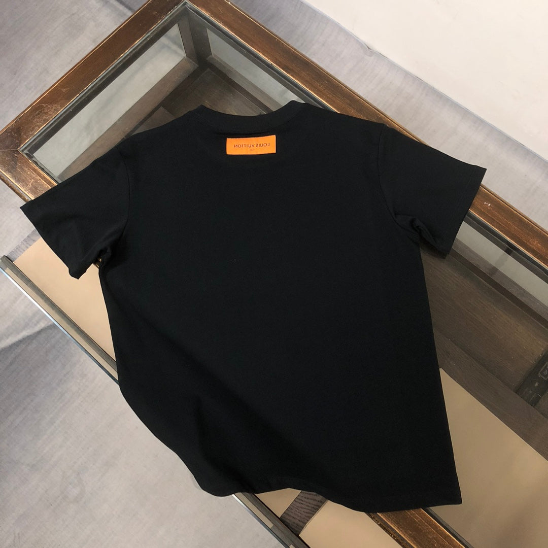 Camiseta con estampado en contraste de color blanco y negro