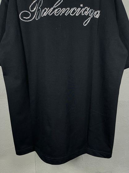 Camiseta con letras de diamante