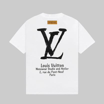 Camiseta con estampado de letras en la parte delantera y trasera