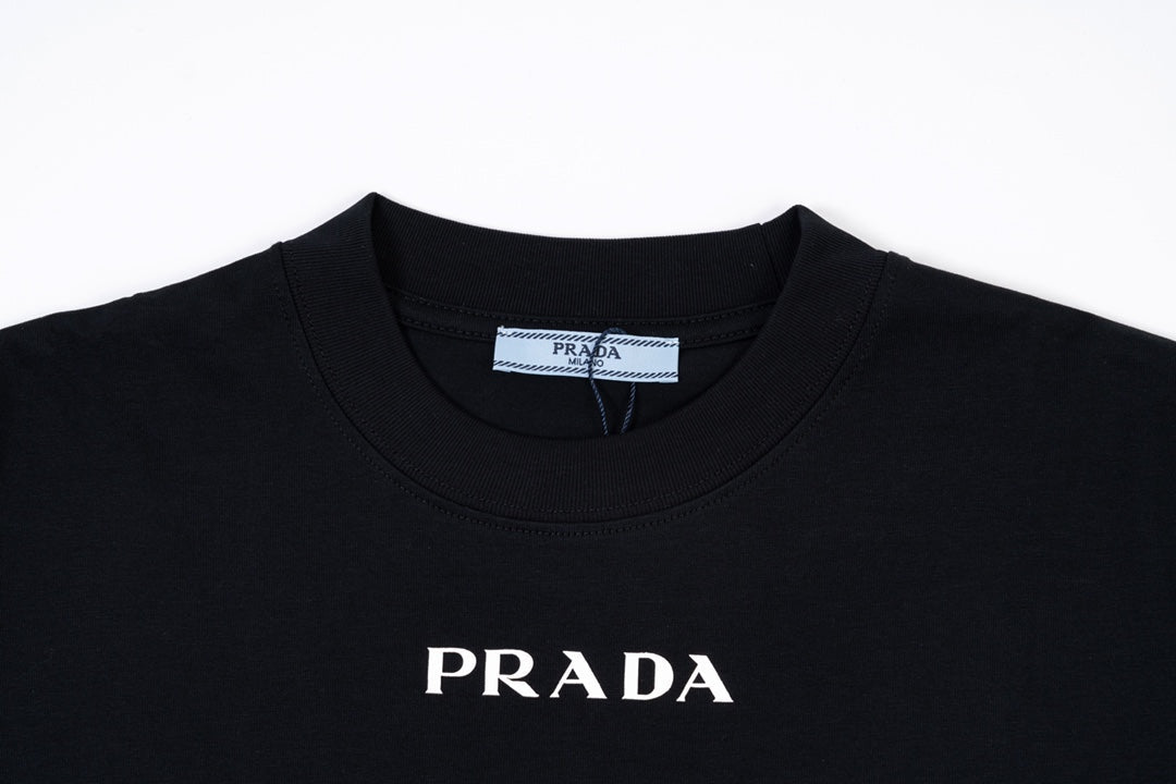 Camiseta con estampado de letras