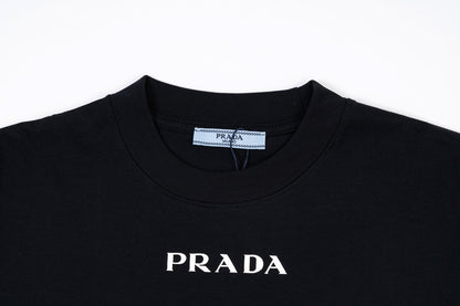 Camiseta con estampado de letras