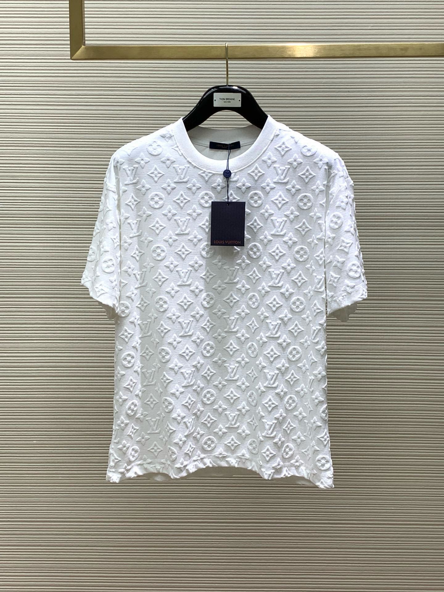 Camiseta de manga corta con cuello redondo de espuma