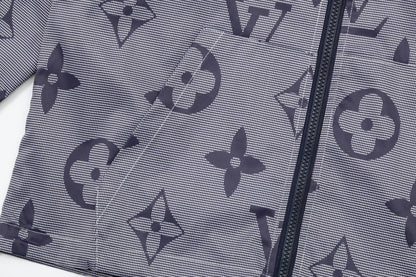 Chaqueta cortavientos con estampado integral