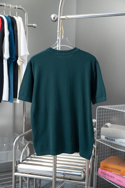 Camiseta con bordado de alfileres